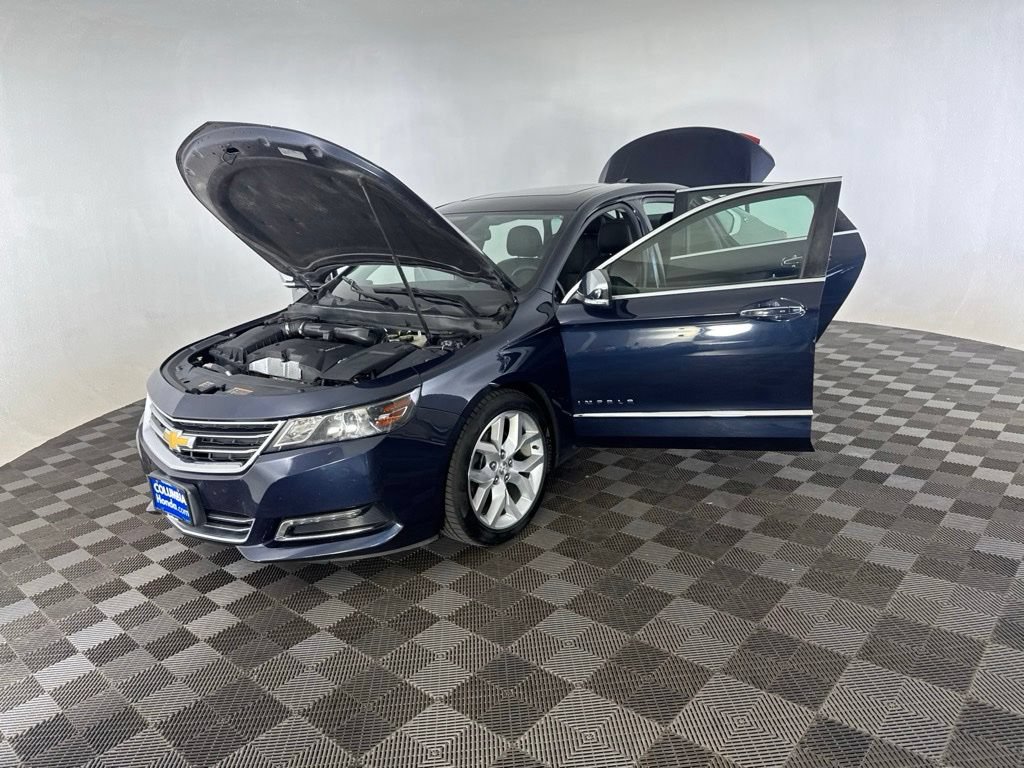 Used 2015 Chevrolet Impala LTZ FWD image 16