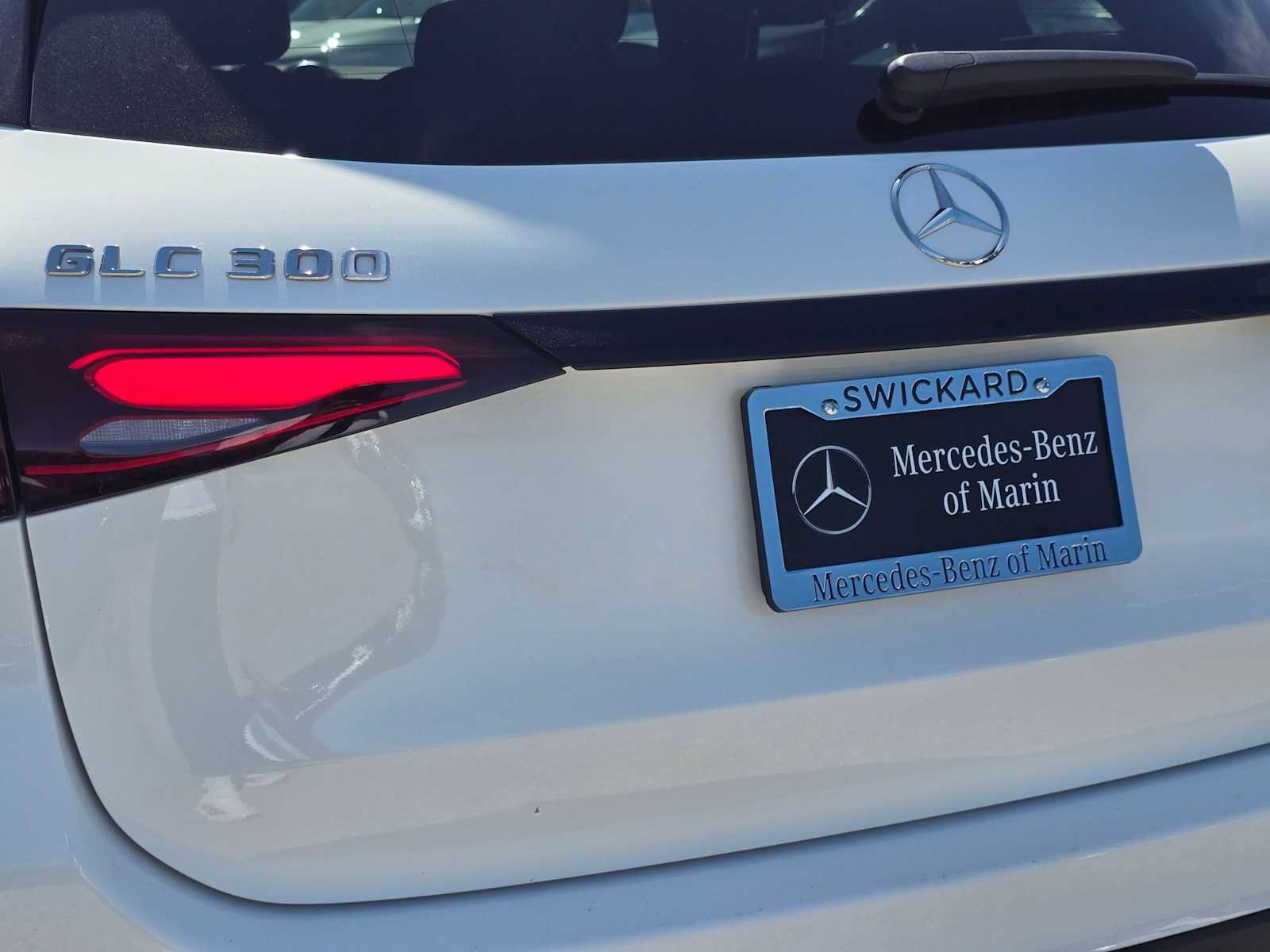 Used 2024 Mercedes-Benz GLC 300 4MATIC image 12
