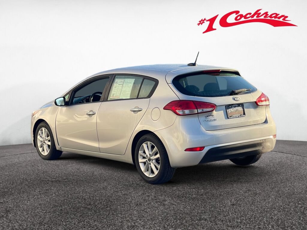 Used 2017 Kia Forte LX w/ Option Group 020 FWD image 21