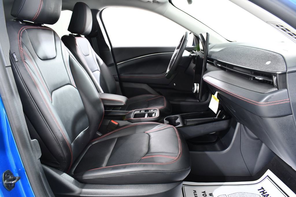 Used 2025 Ford Mustang Mach-E Premium w/ Sport Appearance Package image 10