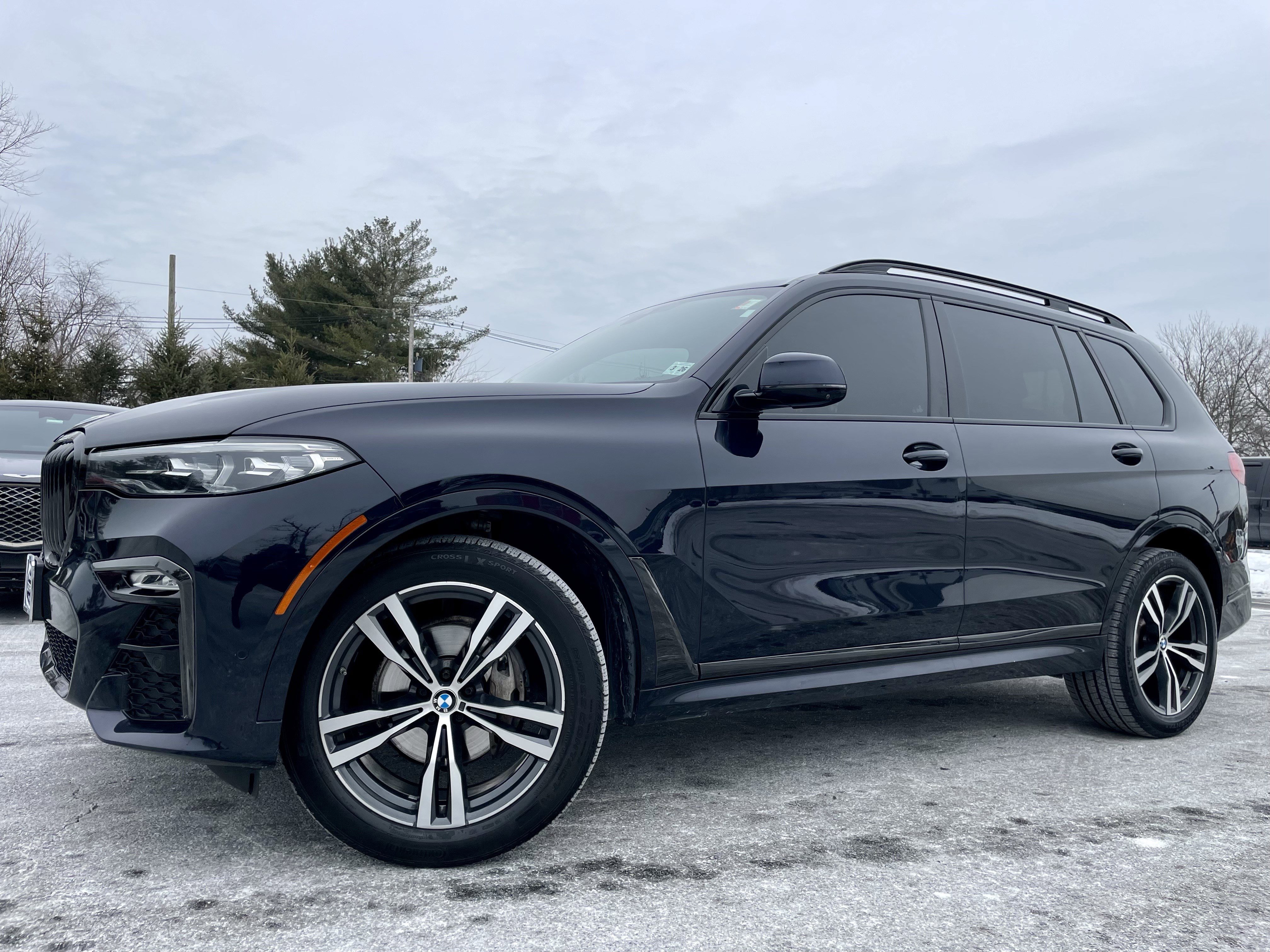 Used 2021 BMW X7 xDrive40i w/ M Sport Package image 38