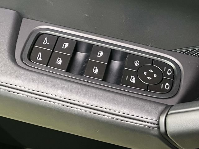New 2026 Porsche Cayenne AWD/4WD image 37