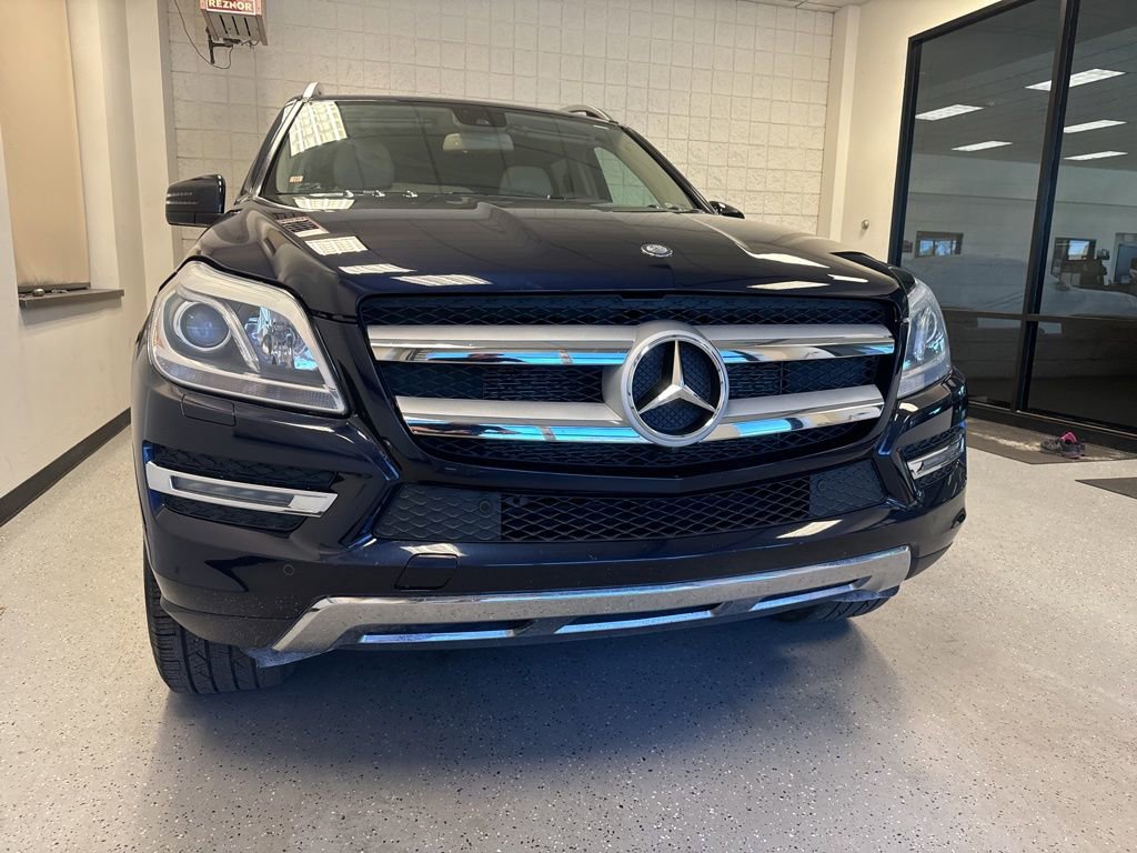Used 2014 Mercedes-Benz GL 450 4MATIC image 30