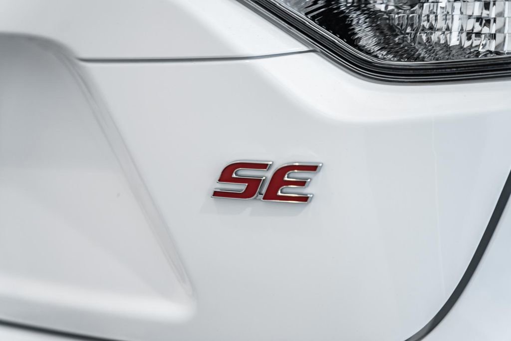 New 2026 Toyota Corolla SE image 7