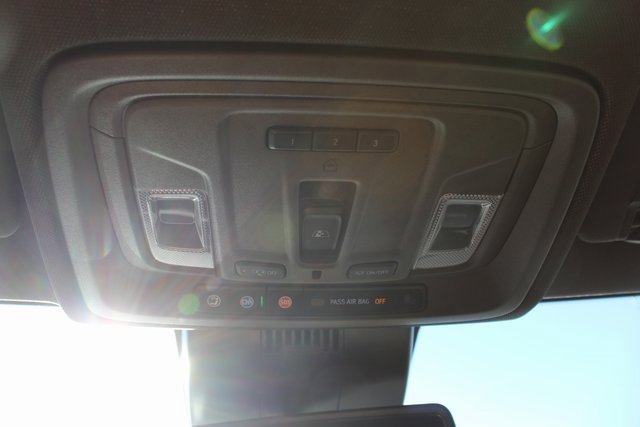 Used 2023 GMC Sierra 1500 SLT image 30