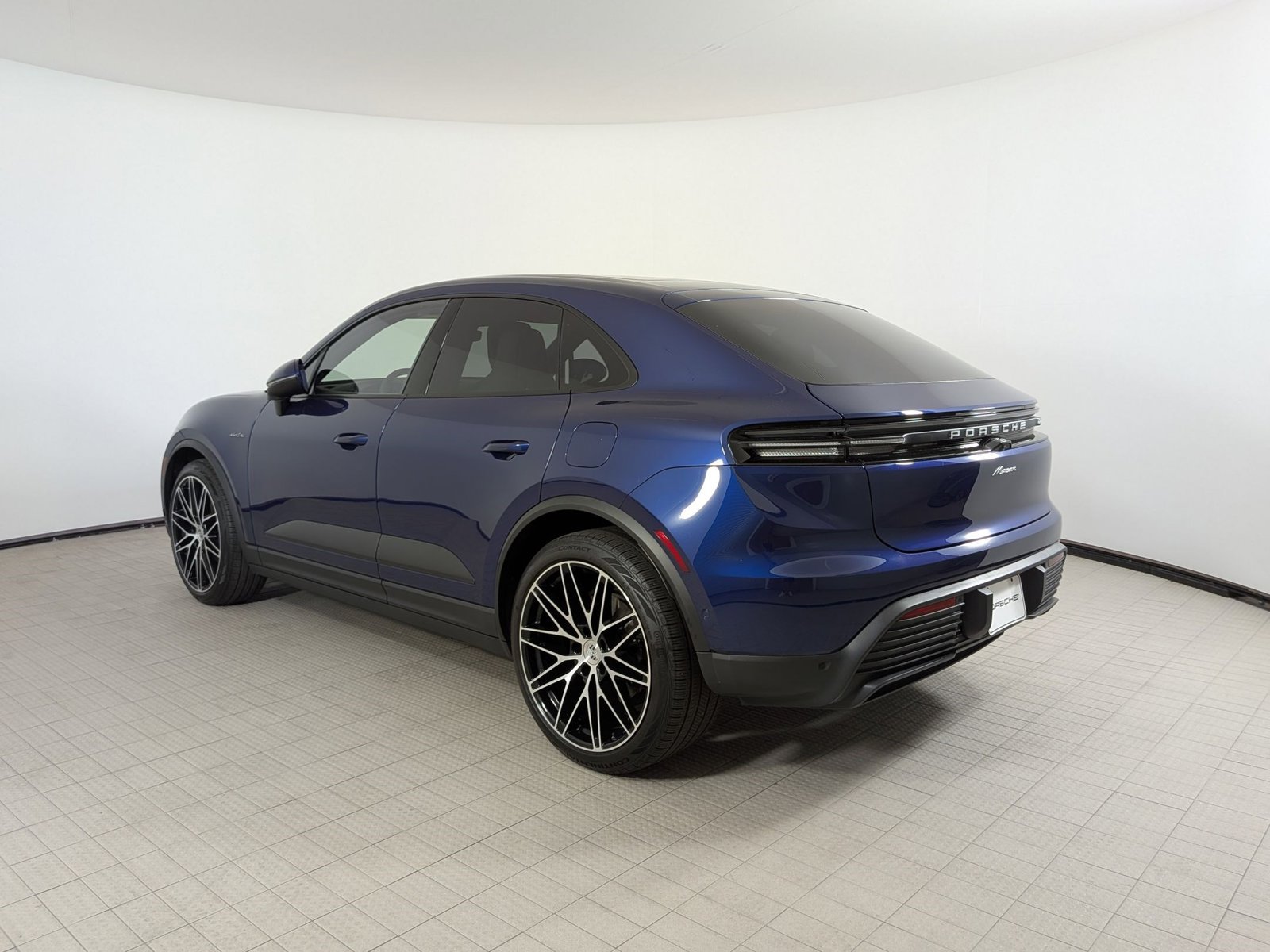 Certified 2025 Porsche Macan Electric RWD video 3