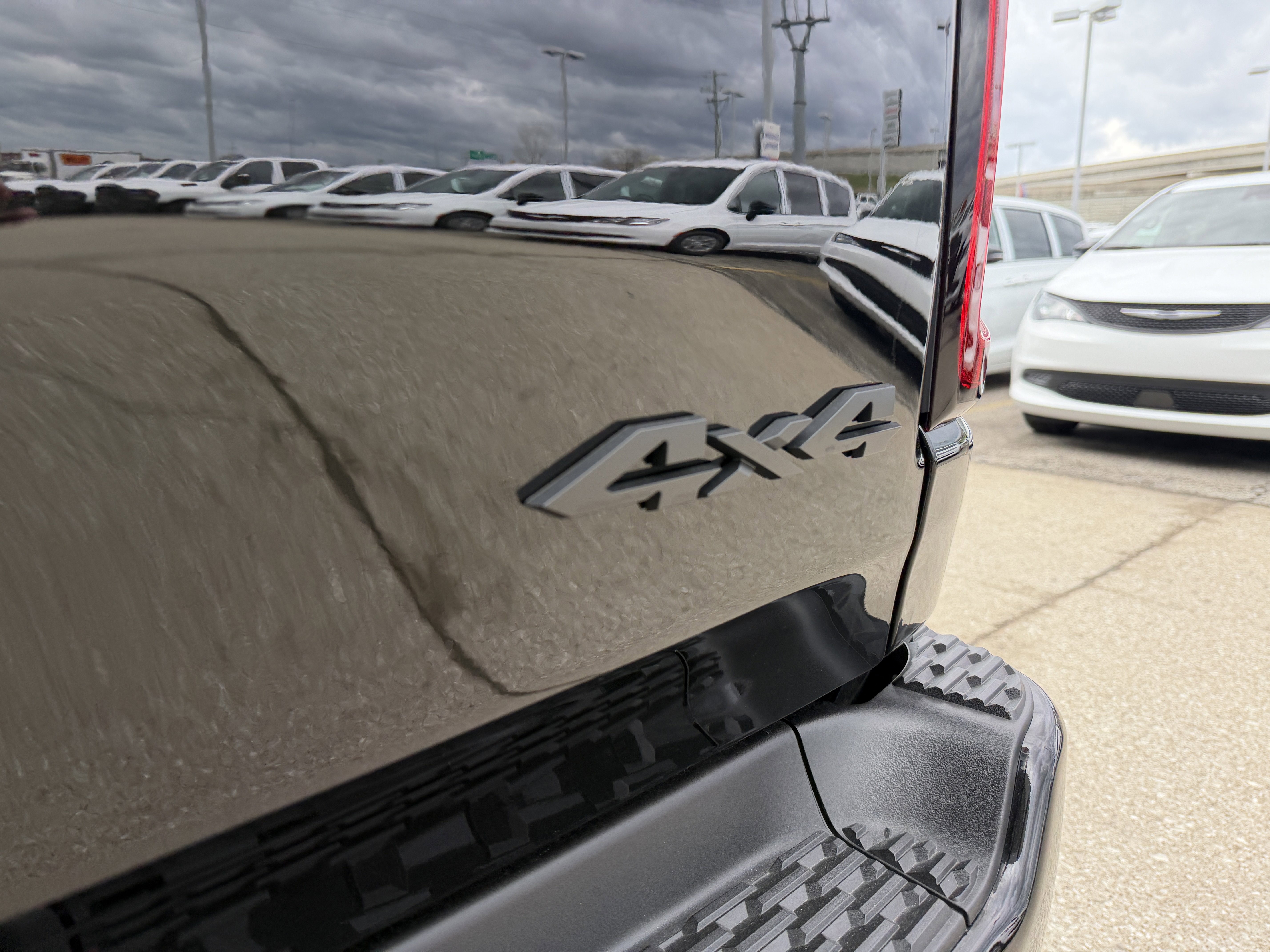 New 2026 RAM 1500 Laramie w/ Night Edition AWD/4WD image 11