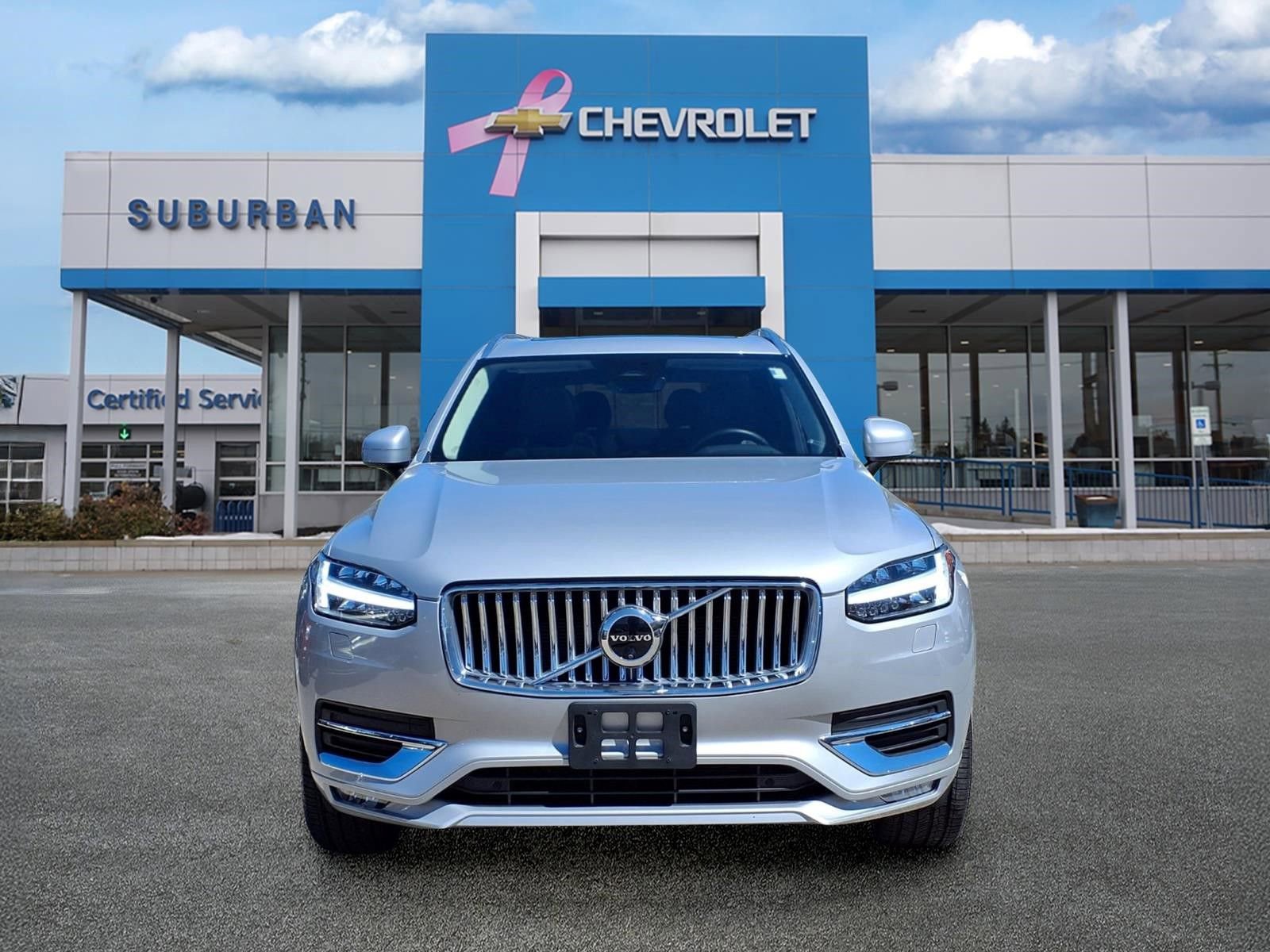 Used 2024 Volvo XC90 B5 Plus AWD/4WD image 2