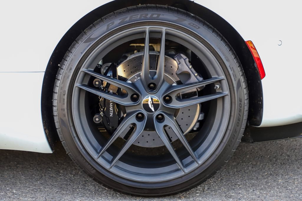 Used 2019 Aston Martin DBS Superleggera RWD image 52