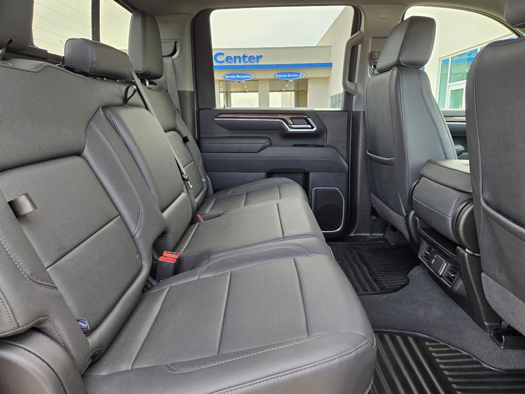 Used 2025 Chevrolet Silverado 2500 LT w/ Texas Edition image 24