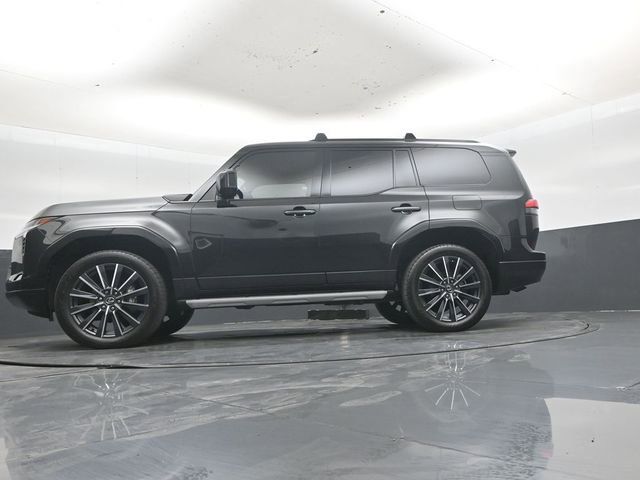 Used 2024 Lexus GX 550 w/ Accessory Package (Z1) image 44