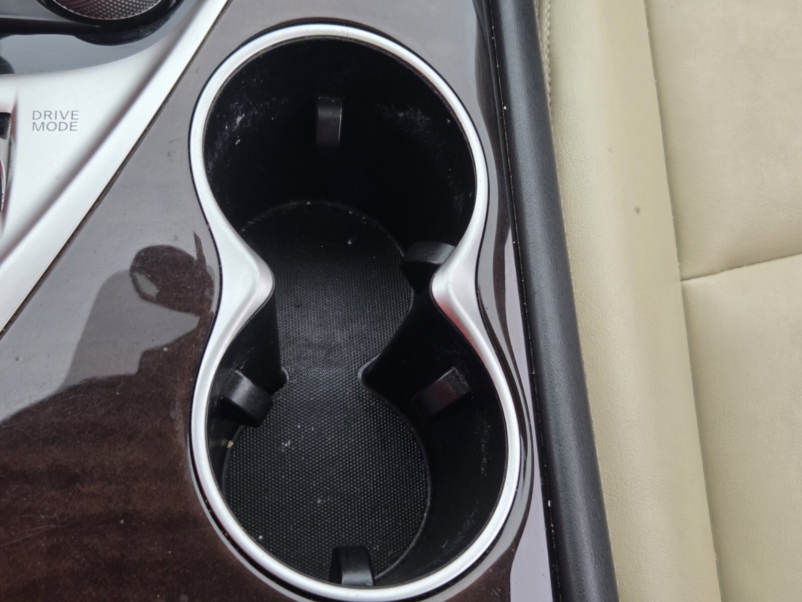 Used 2018 INFINITI Q50 Luxe w/ Essential Package (3.0T Luxe) image 18