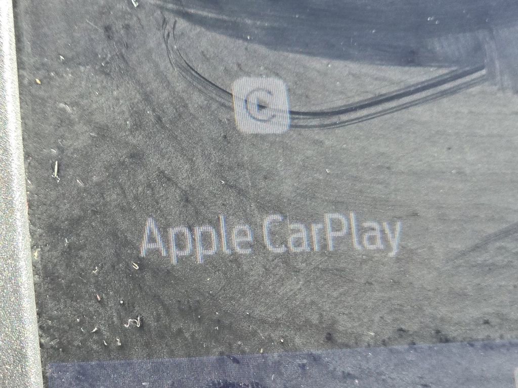 Used 2019 Ford Fusion SE image 4