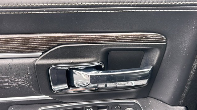 Used 2017 RAM 1500 Limited image 17