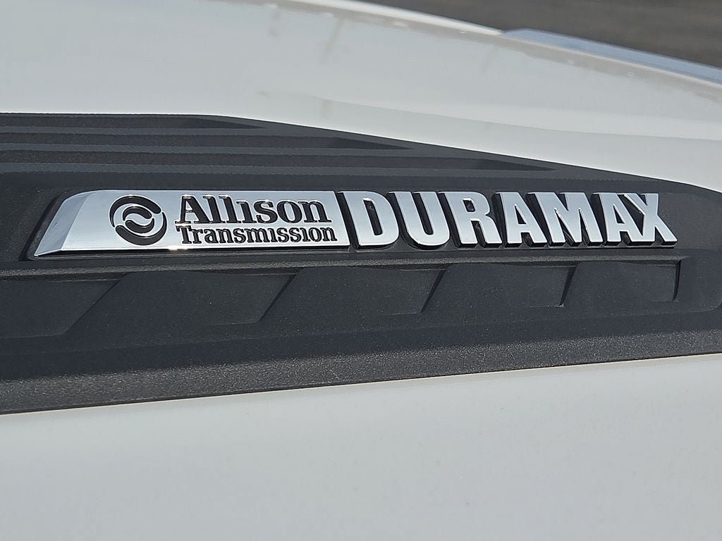 Used 2024 Chevrolet Silverado 2500 LTZ w/ LTZ Premium Package AWD/4WD image 11
