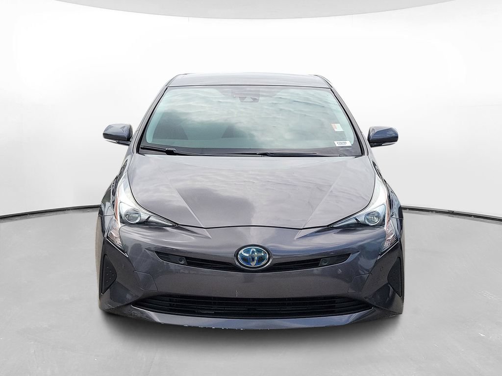 Used 2017 Toyota Prius Four FWD image 2
