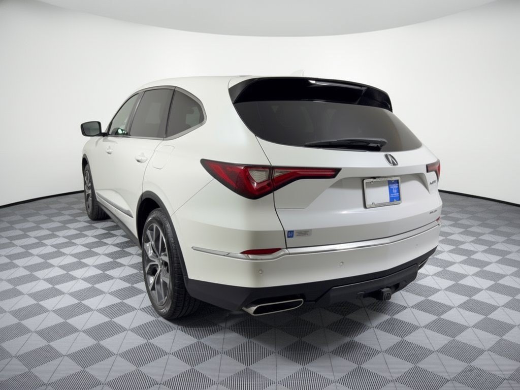Used 2023 Acura MDX w/ Technology Package AWD/4WD image 3