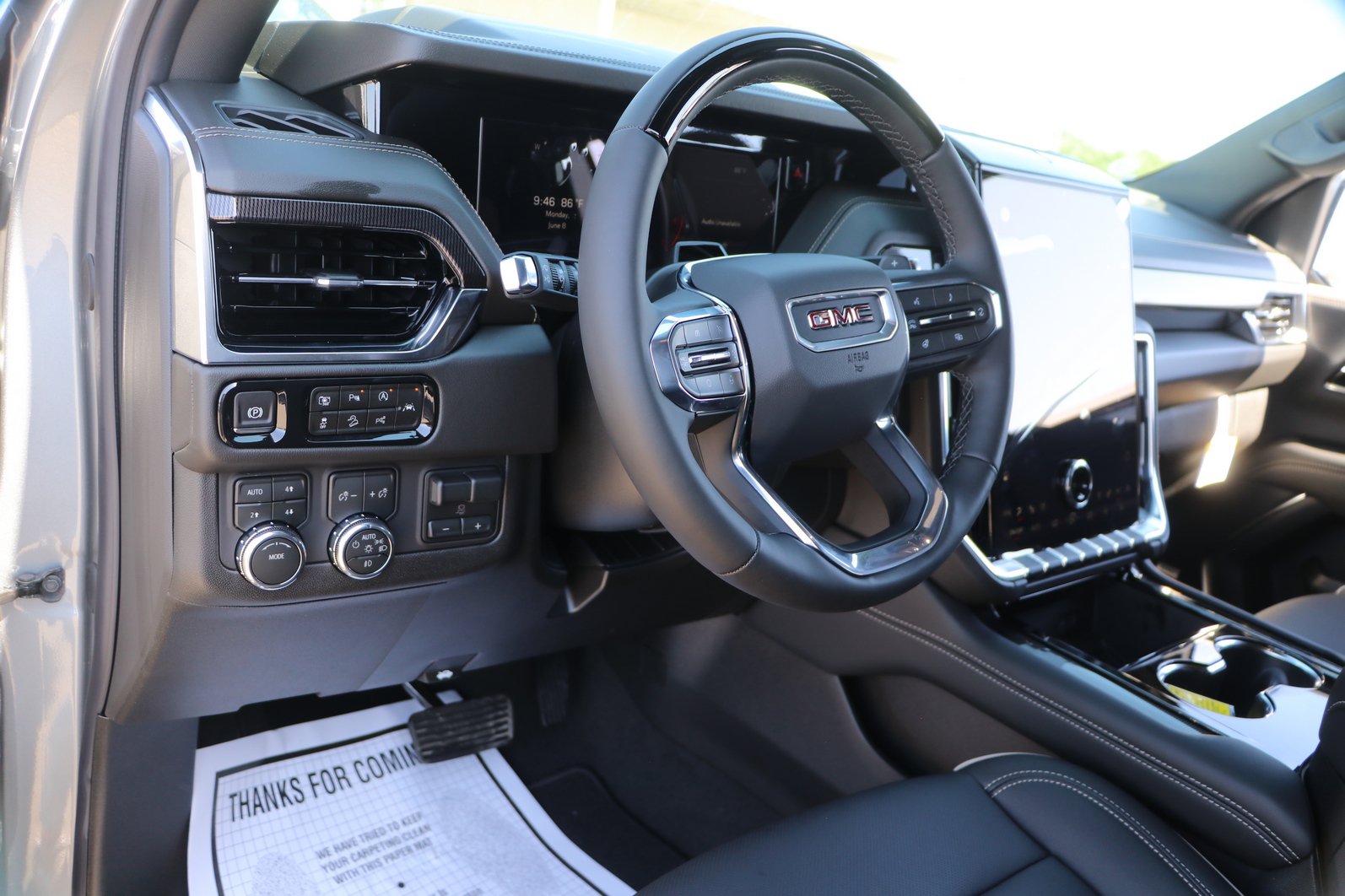 New 2026 GMC Yukon XL Elevation w/ Elevation Premium Package AWD/4WD image 15
