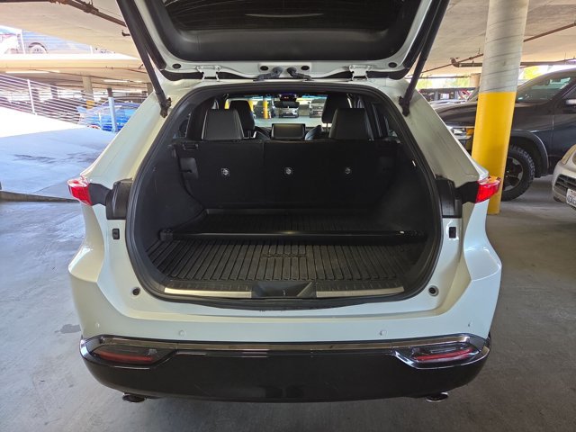 Used 2024 Toyota Venza Nightshade AWD/4WD image 6