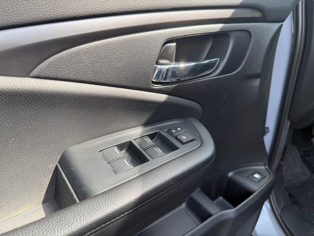 Used 2022 Honda Pilot Sport image 18