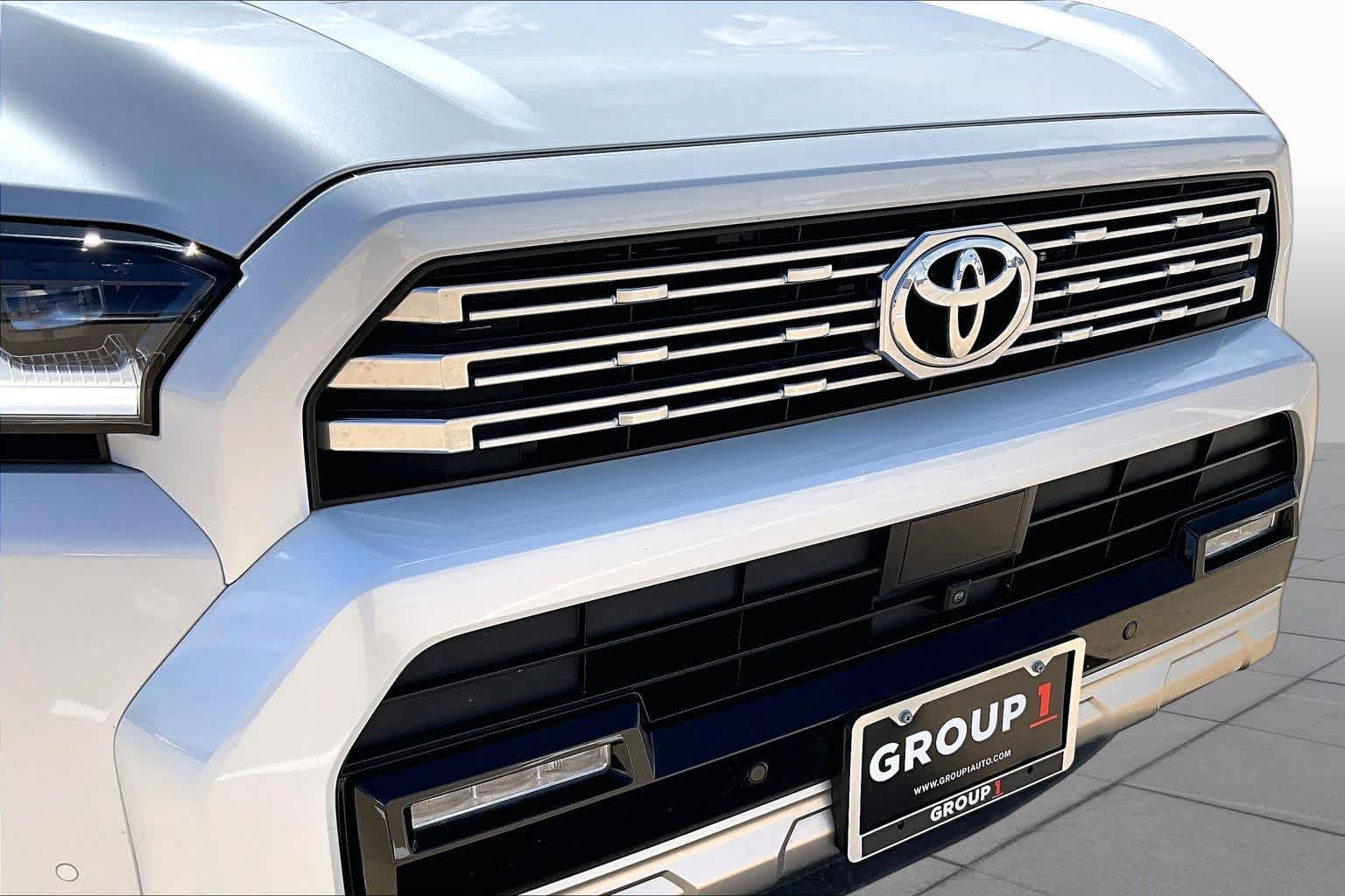 Used 2026 Toyota 4Runner Limited AWD/4WD image 30