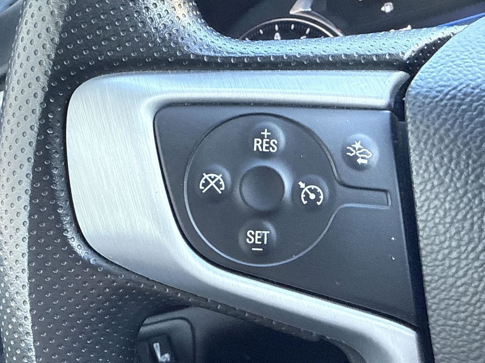 Used 2023 GMC Acadia SLE w/ Driver Convenience Package image 21