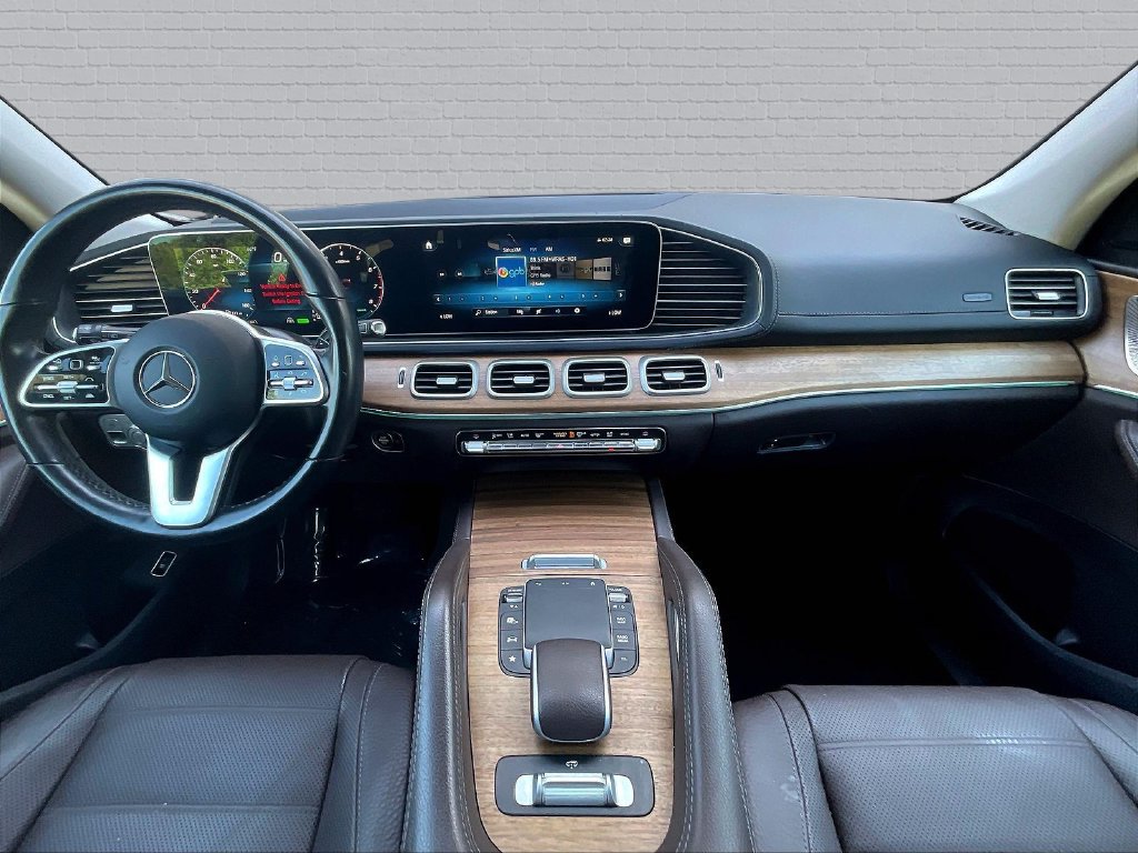 Used 2023 Mercedes-Benz GLS 450 4MATIC image 7