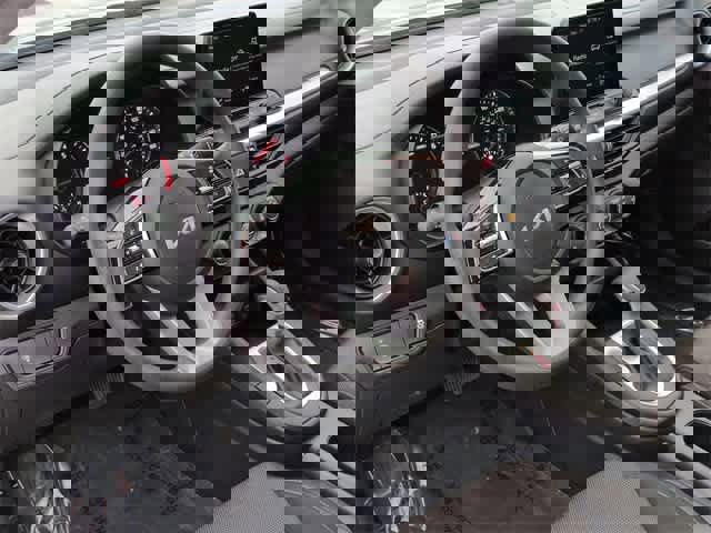 Used 2024 Kia Forte LXS image 10