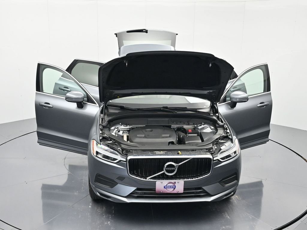 Used 2020 Volvo XC60 T6 Momentum AWD/4WD image 45