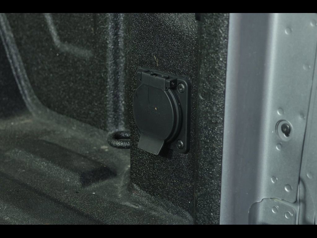 Used 2023 Chevrolet Silverado 1500 LT Trail Boss w/ Convenience Package II image 32