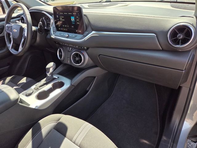 Used 2025 Chevrolet Blazer LT image 17