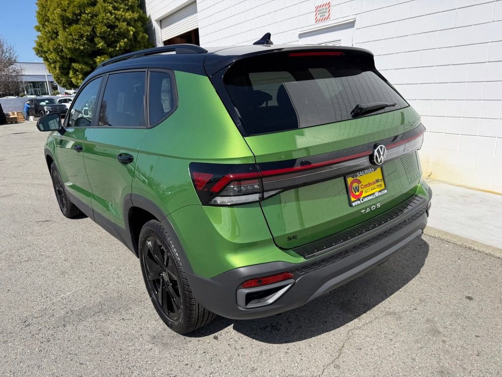 New 2026 Volkswagen Taos SE FWD image 4