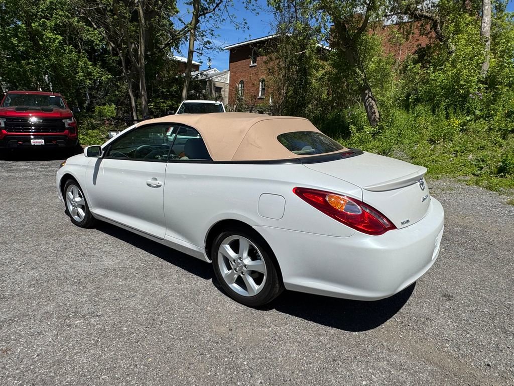 Used 2006 Toyota Solara SE FWD image 4