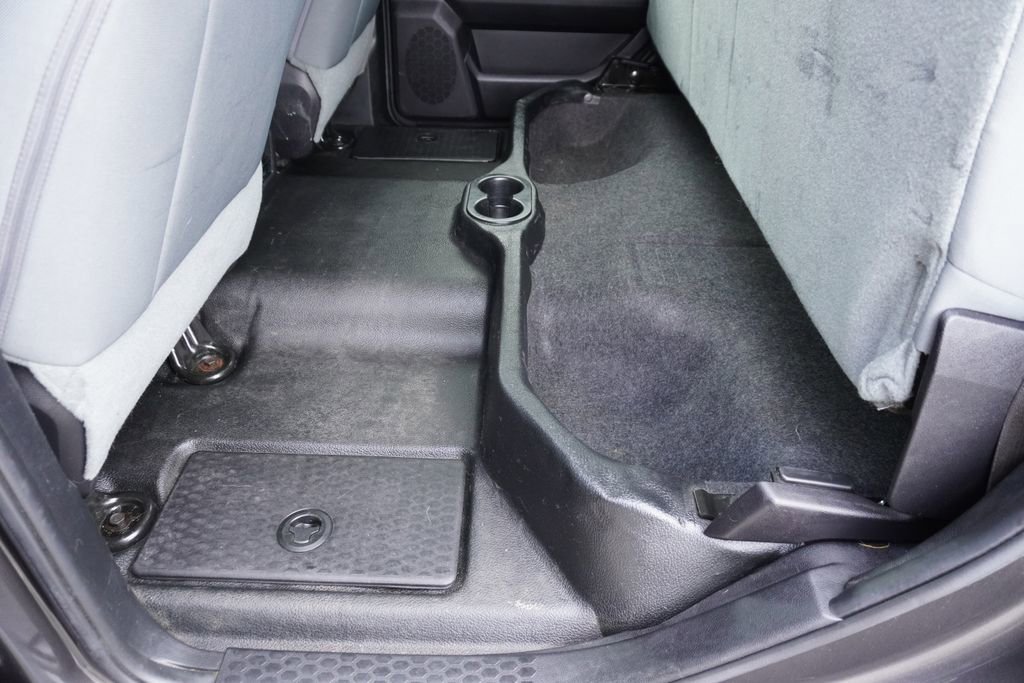 Used 2016 RAM 2500 Tradesman w/ Chrome Appearance Group image 32