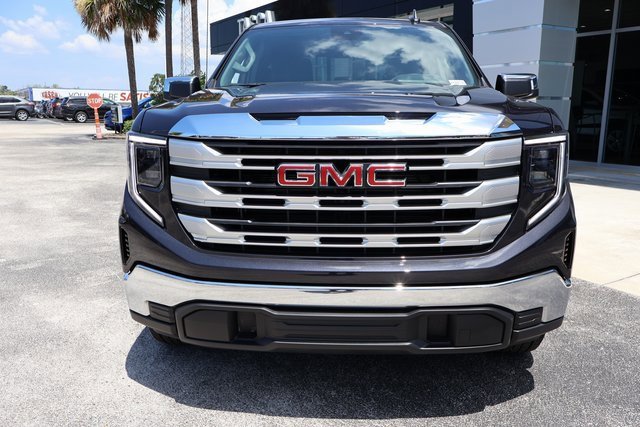 New 2026 GMC Sierra 1500 SLE w/ Preferred Package image 3