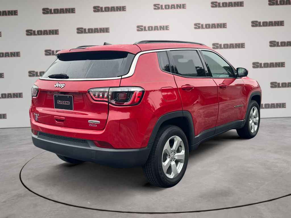 Used 2019 Jeep Compass Latitude w/ Cold Weather Group AWD/4WD image 5