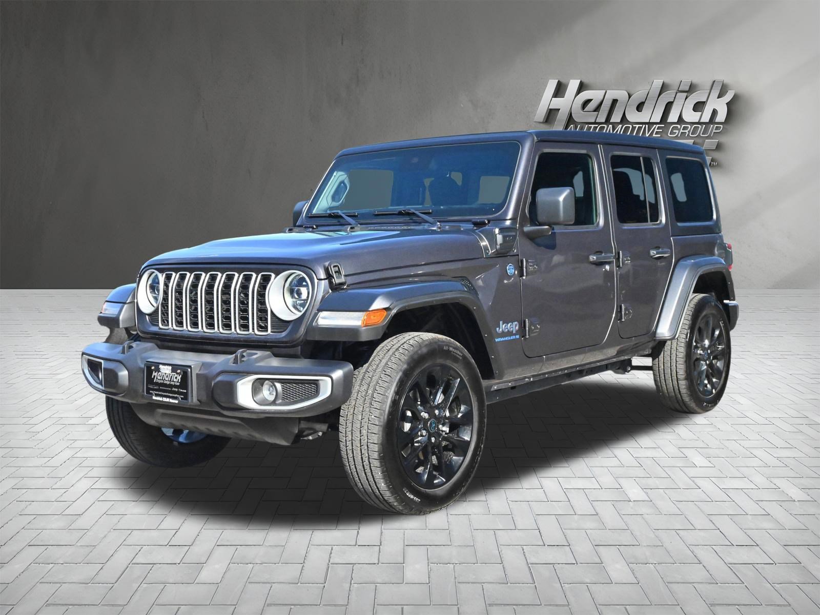 Used 2025 Jeep Wrangler Sahara w/ Safety Group image 10