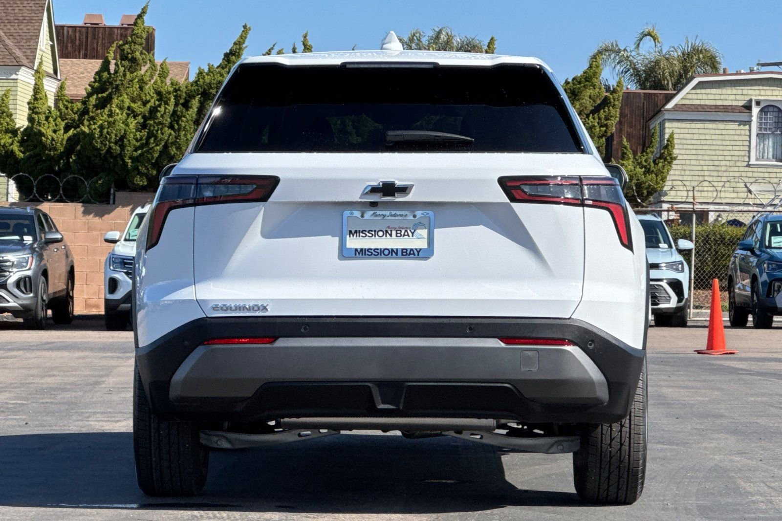 New 2025 Chevrolet Equinox LT image 5