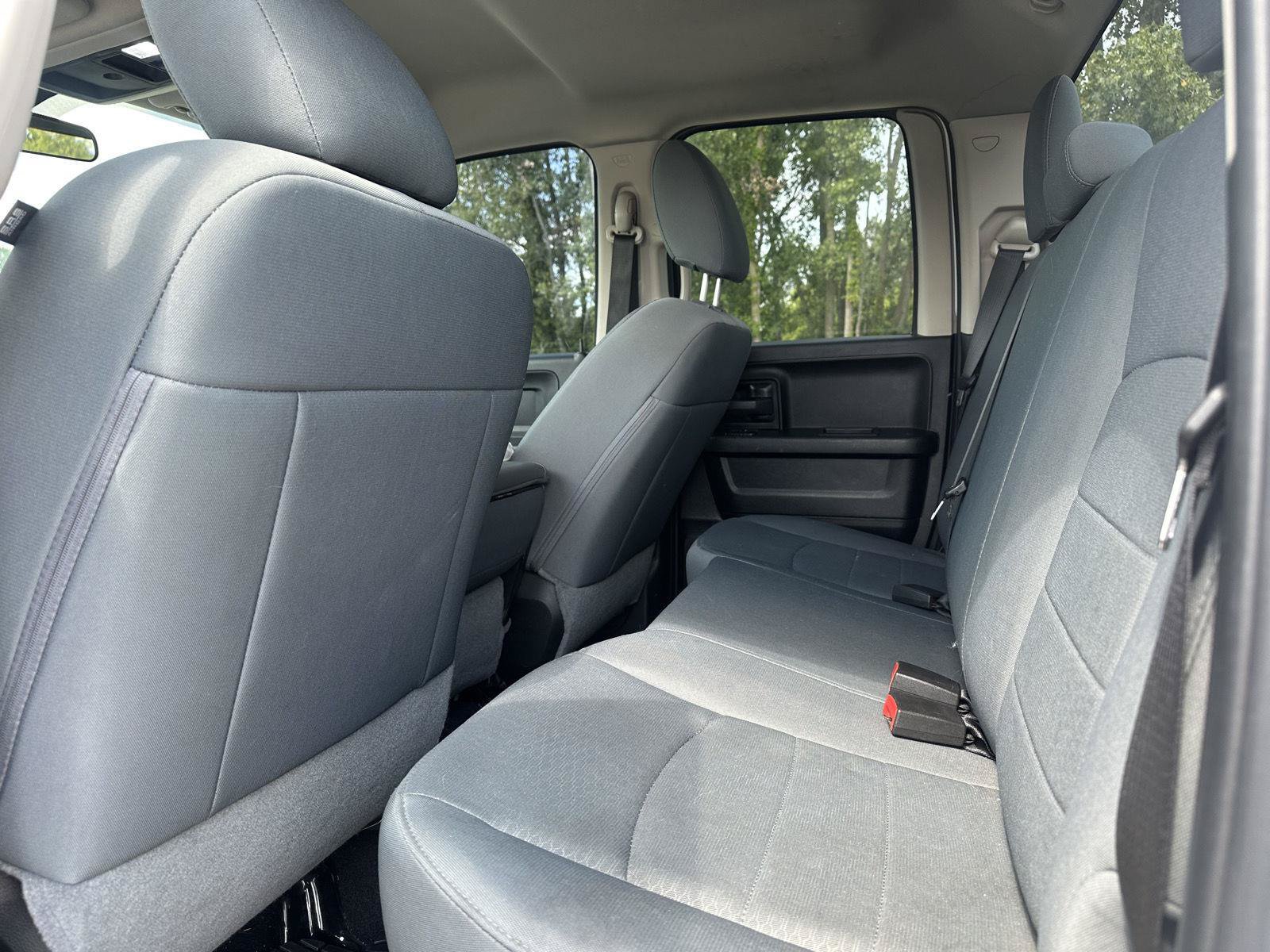 Used 2018 RAM 1500 Express w/ Express Value Package AWD/4WD image 18