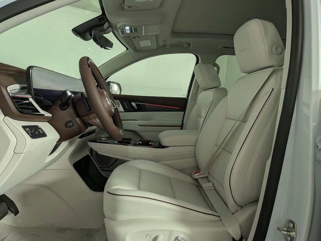 New 2026 Buick Enclave Avenir AWD/4WD image 16