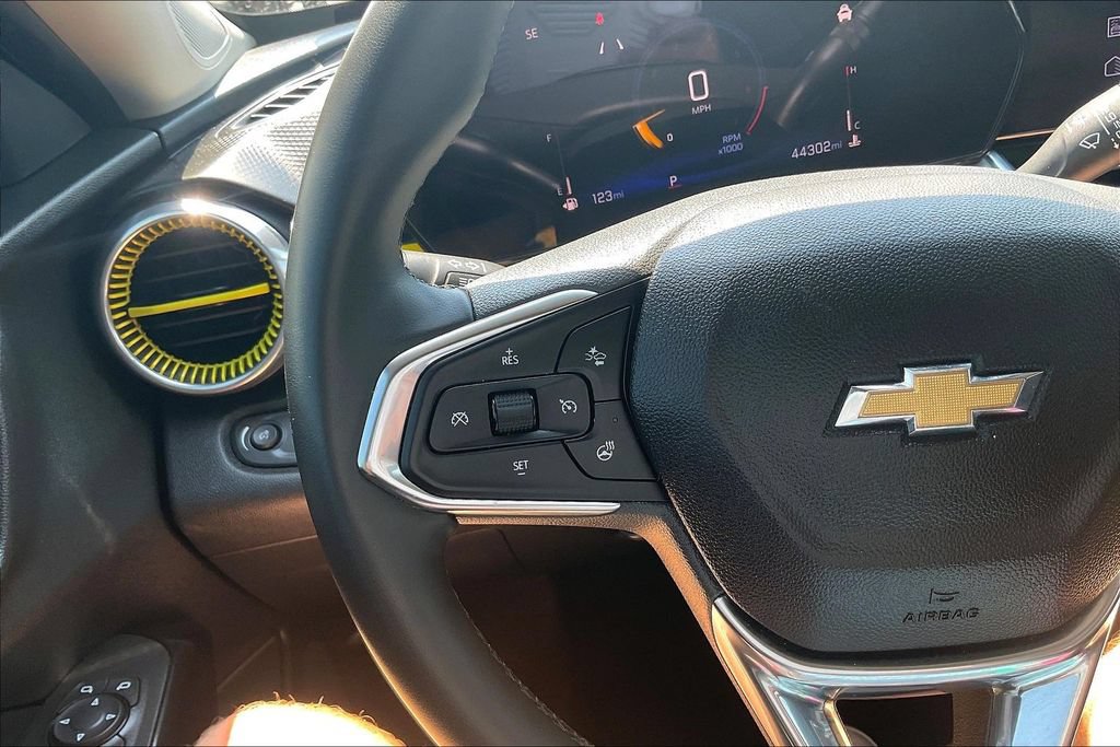 Used 2024 Chevrolet Trax LT w/ Driver Confidence Package FWD image 11