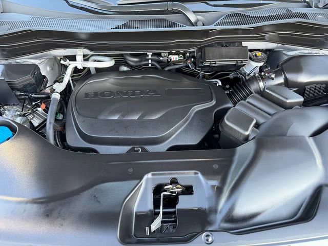 Used 2025 Honda Passport TrailSport image 41