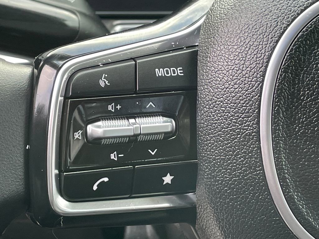 Used 2024 Kia Sorento S image 33
