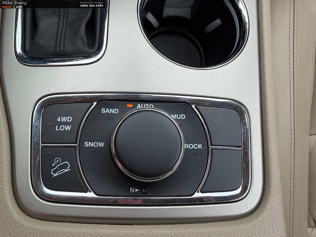 Used 2016 Jeep Grand Cherokee Limited AWD/4WD image 30
