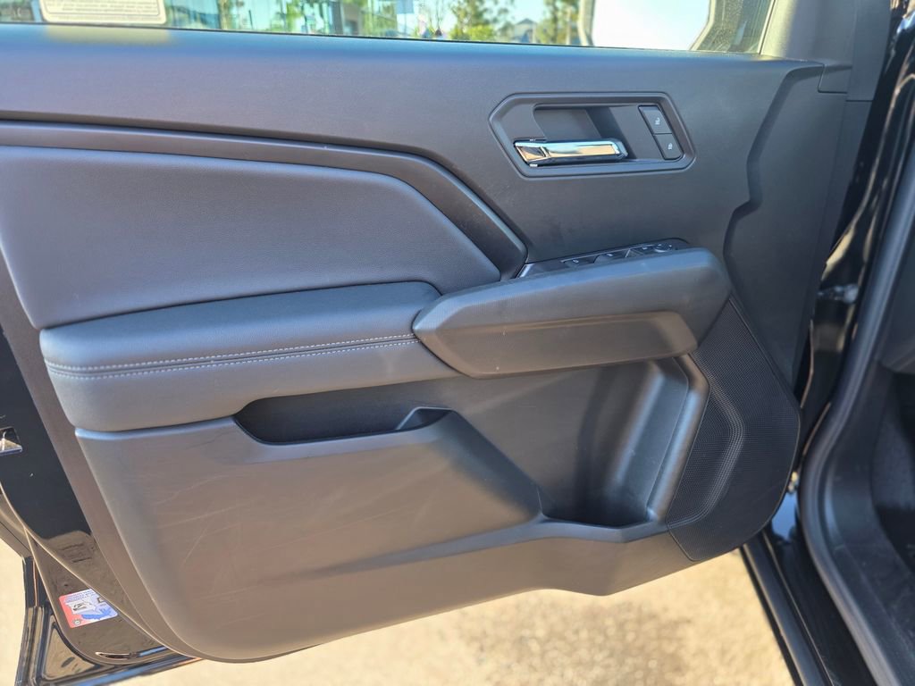 Used 2025 Chevrolet Colorado LT w/ Advanced Trailering Package image 17