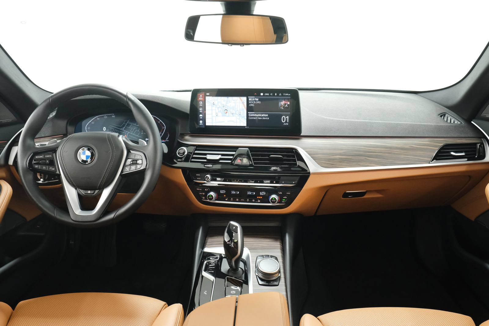 Used 2023 BMW 530i xDrive w/ Premium Package AWD/4WD image 8