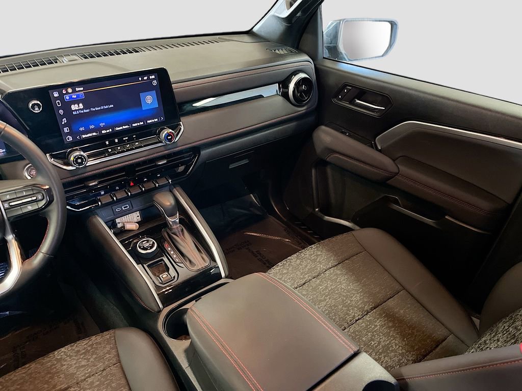 Used 2024 Chevrolet Colorado Z71 w/ Advanced Trailering Package image 9