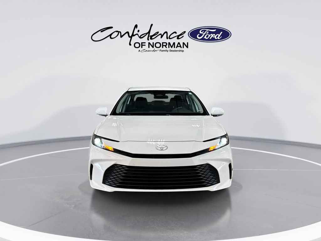 Used 2025 Toyota Camry LE FWD image 2