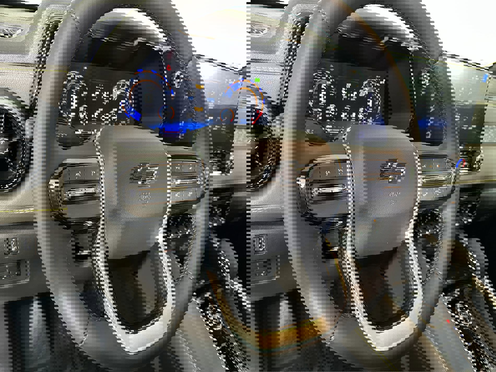 New 2025 Chevrolet Colorado ZR2 w/ Technology Package image 11