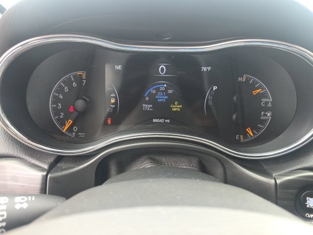 Used 2019 Jeep Grand Cherokee Altitude AWD/4WD image 24